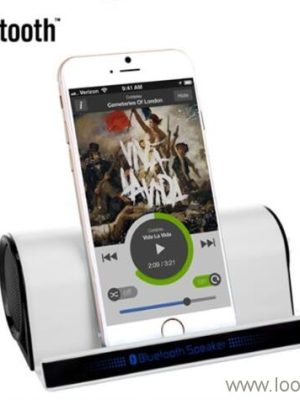 Bluetooth Speaker na may Built-in na Tablet Stand