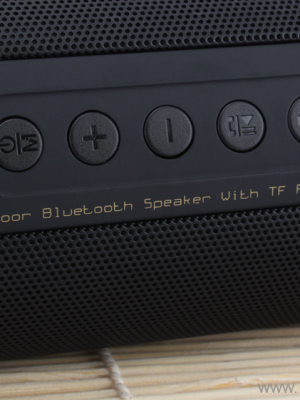 Waterproof Flashlight Bass Bluetooth Speaker - Image 5